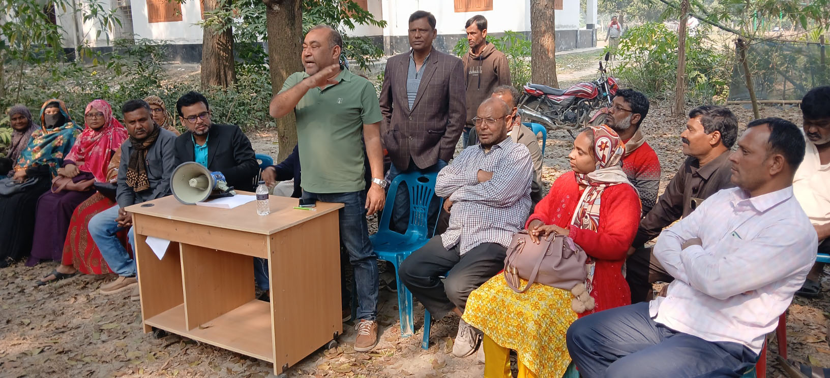 আলমডাঙ্গা কুমারী ইউনিয়ন বিএনপির উদ্যোগে ধানের শীষ প্রতীকের পক্ষে এক নির্বাচনী মহিলা সমাবেশ অনুষ্ঠিত