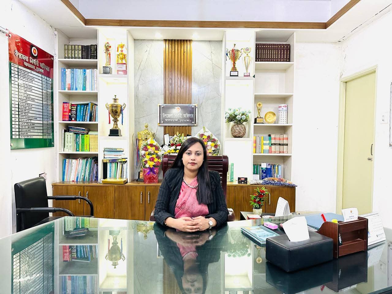 আলমডাঙ্গায় নির্বাচনি আচরণ বিধি রক্ষায় কঠোরহস্ত আলমডাঙ্গার নারী ইউএনও