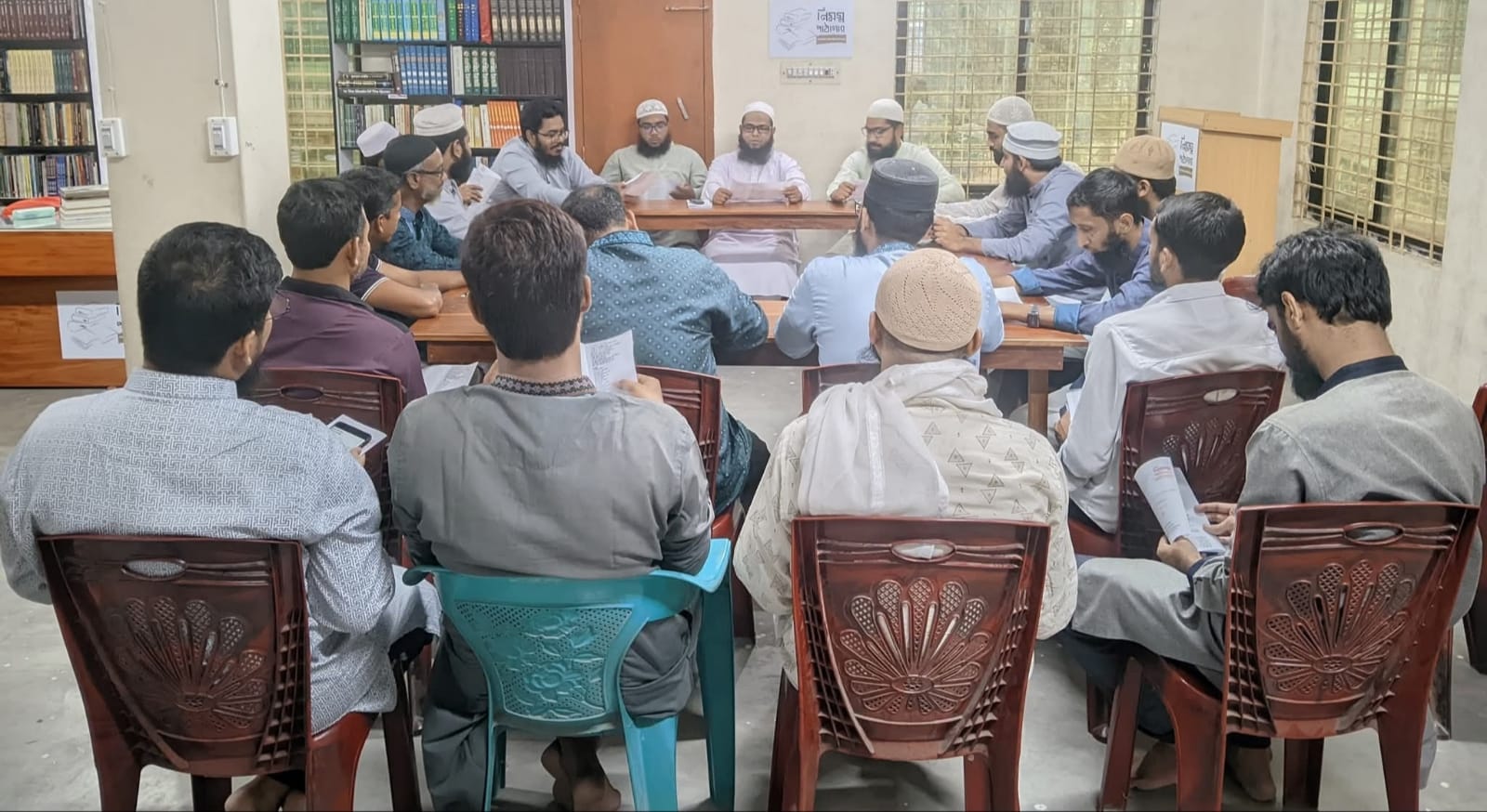 আলমডাঙ্গা নিমগ্ন পাঠাগার : নিমগ্ন পাঠকের বিশ্বস্ত প্রাঙ্গন