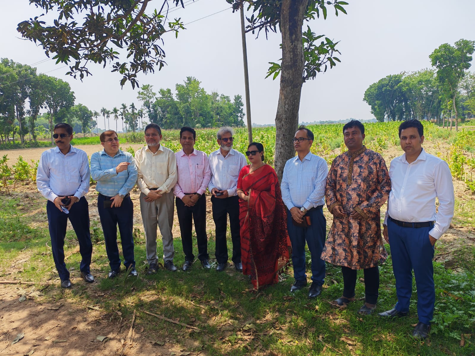 বঞ্চনার ইতিহাস পেরিয়ে নতুন ভোরের দুয়ারে চুয়াডাঙ্গা: কৃষি ও প্রযুক্তি বিশ্ববিদ্যালয়ের জন্য আলমডাঙ্গায় সম্ভাব্য স্থান পরিদর্শন