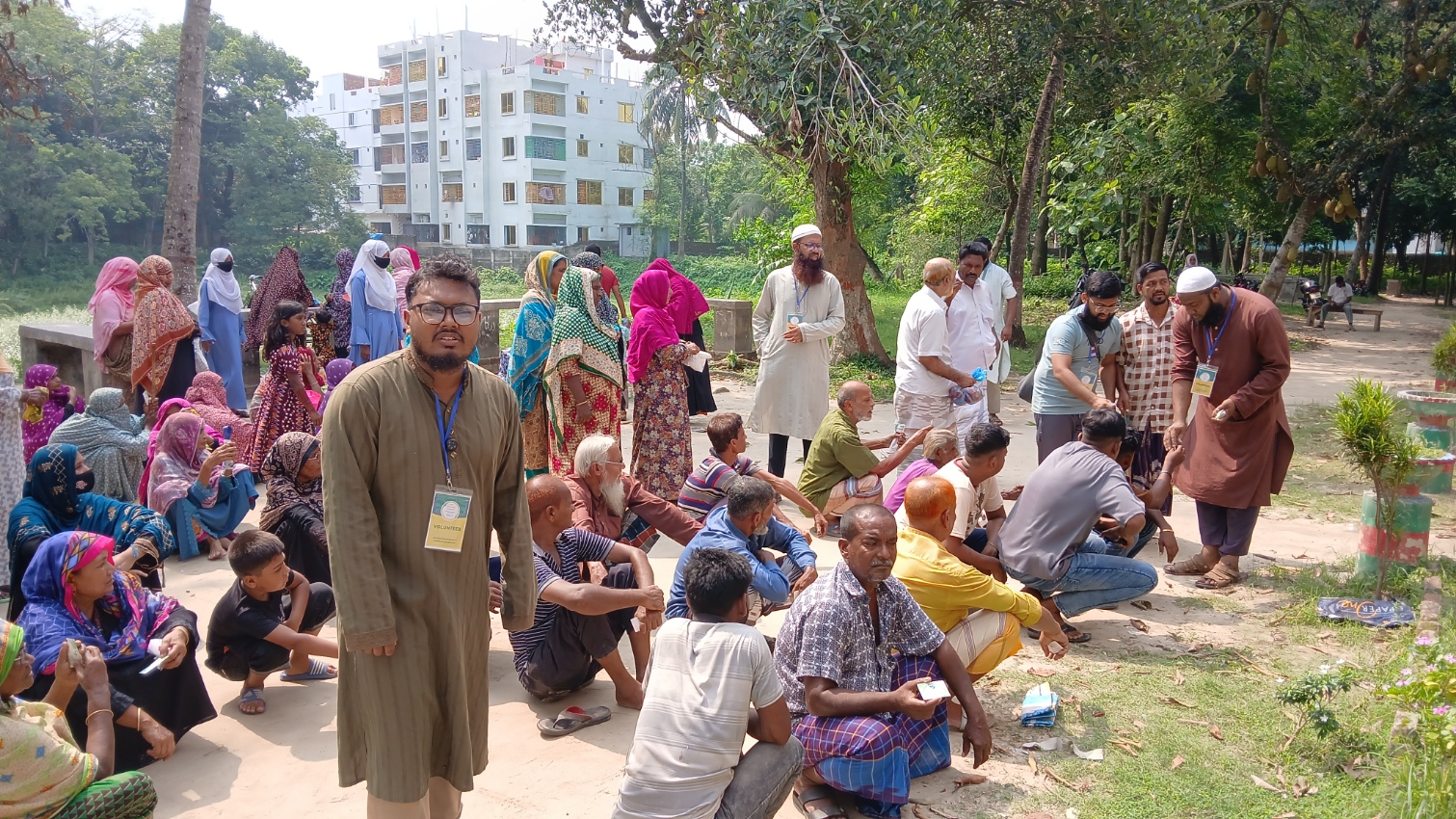 যুক্তরাষ্ট্রভিত্তিক দাতব্য প্রতিষ্ঠান “দ্য সাদাকা সিস্টার্স”র উদ্যোগে আলমডাঙ্গায় কোরবানি কর্মসূচি পালন