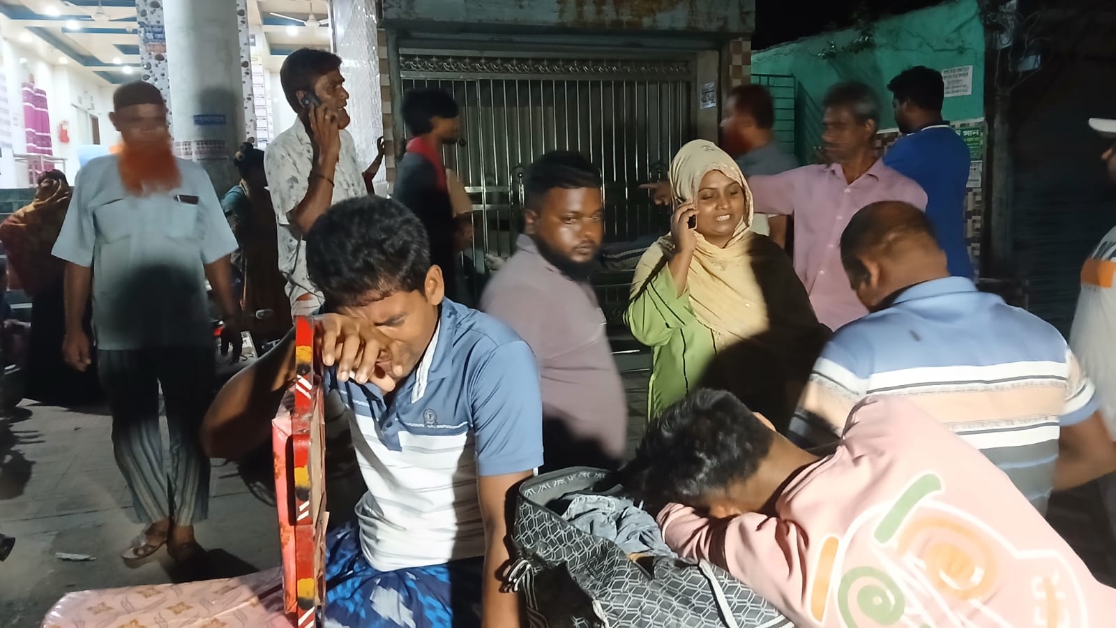 আলমডাঙ্গায় হা‌তের মেহেদির রং না শুকাতেই ঝরে গেল প্রাণ:  সড়ক দুর্ঘটনায় মজনু নিহত