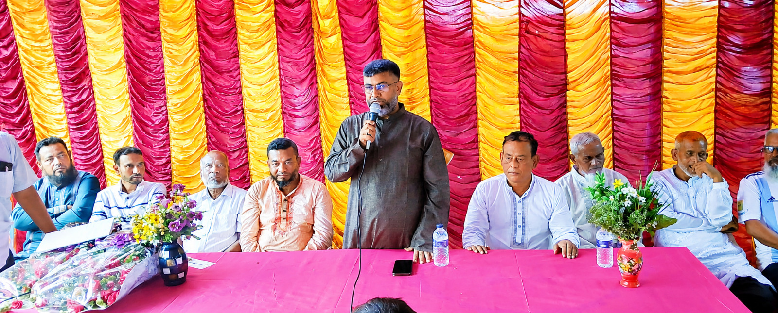 আলমডাঙ্গার শ্রীনগর-নারায়ণপুর দরবারে গণি শাহর ৮৭তম জন্মদিনের অনুষ্ঠান উদ্বোধন করলেন জেলা পরিষদের প্রশাসক