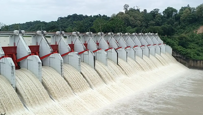 বন্যা নিয়ন্ত্রণে খুলছে ১৬ স্লুইস গেট