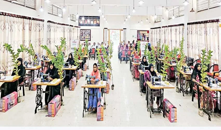 নান্দাইলে ২০ নারীকে বসুন্ধরা শুভসংঘের সেলাই মেশিন বিতরণ, স্বাবলম্বী হওয়ার পথ উন্মোচন